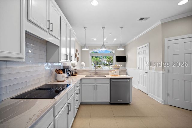 209 Farnsleigh Ave, Bluffton, SC 29910