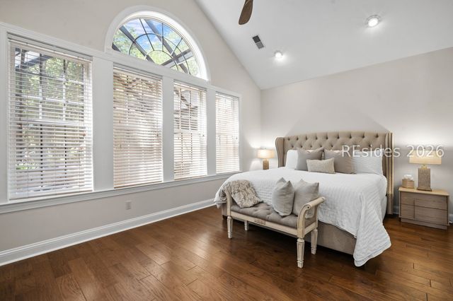 209 Farnsleigh Ave, Bluffton, SC 29910