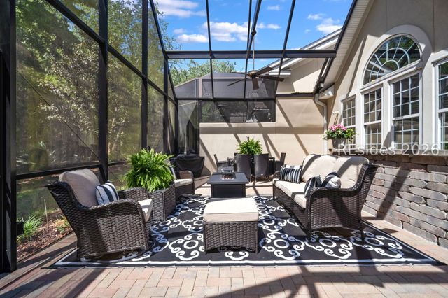 209 Farnsleigh Ave, Bluffton, SC 29910