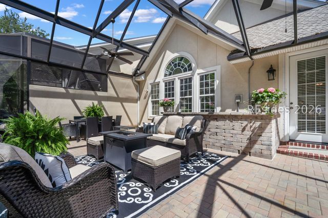 209 Farnsleigh Ave, Bluffton, SC 29910