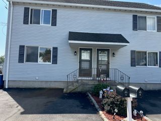 164 Pine Street A, Greenwich, CT 06830