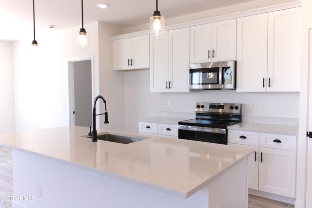 3220 W SOLANO Drive, Eloy, AZ 85131