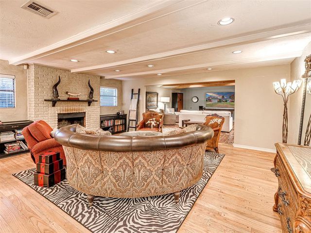 2725 Warwick Drive, Oklahoma City, OK 73116