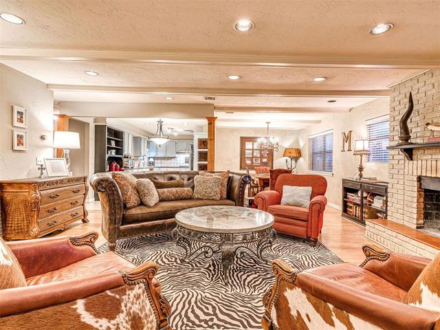 2725 Warwick Drive, Oklahoma City, OK 73116