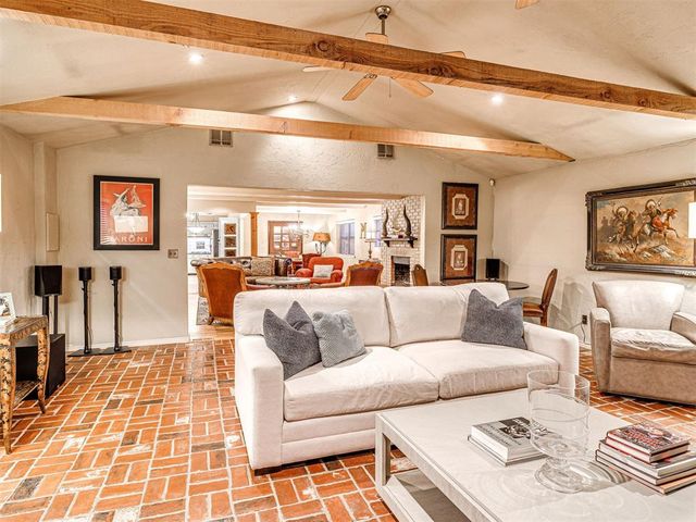 2725 Warwick Drive, Oklahoma City, OK 73116