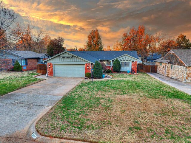 2725 Warwick Drive, Oklahoma City, OK 73116