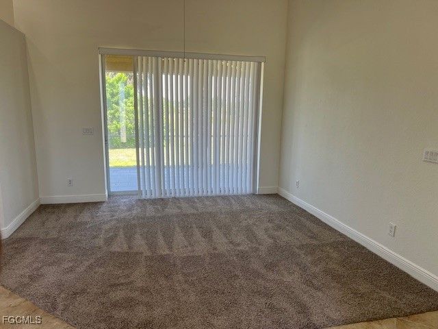 390 Palomar AVE, Lehigh Acres, FL 33974