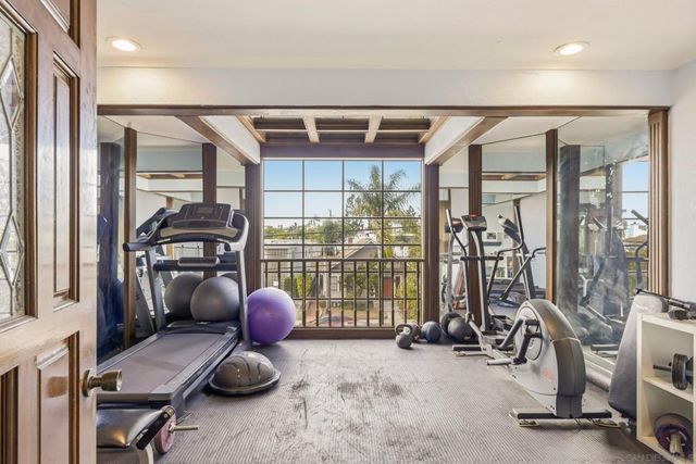 1263 Robinson 13, San Diego, CA 92103