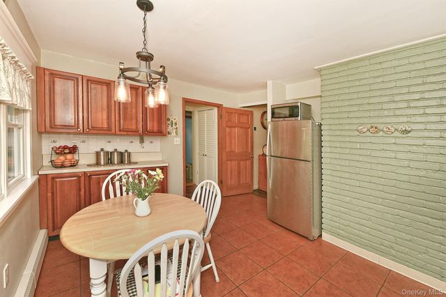 27 Blossom Lane, Levittown, NY 11756