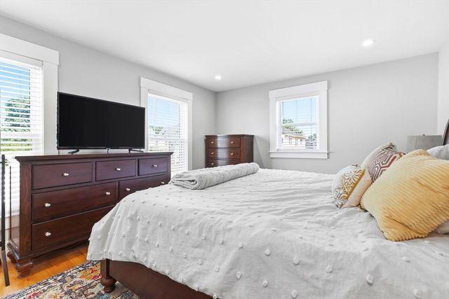 13 Third Street 13, Medford, MA 02155