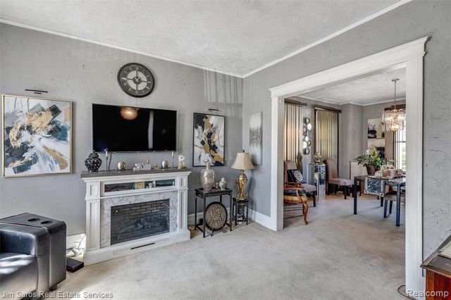 7743 E Canfield Street, Detroit, MI 48214