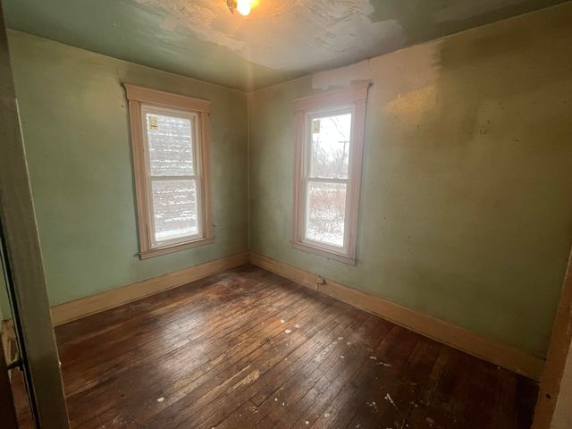 7743 E Canfield Street, Detroit, MI 48214