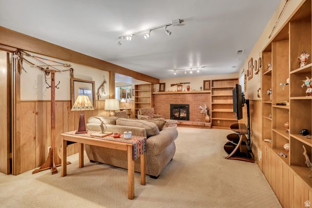 1498 E MOUNT MANOR CIR, Cottonwood Heights, UT 84121