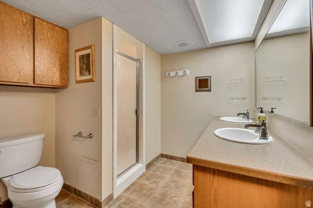 1498 E MOUNT MANOR CIR, Cottonwood Heights, UT 84121