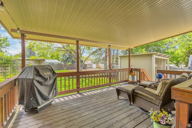 1498 E MOUNT MANOR CIR, Cottonwood Heights, UT 84121