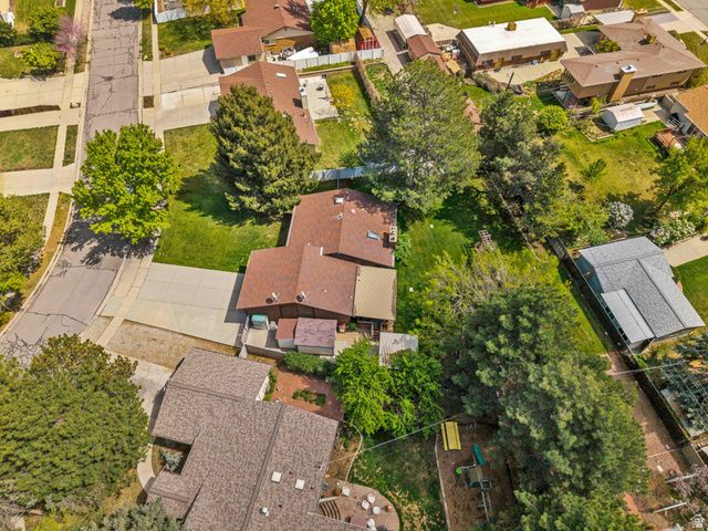 1498 E MOUNT MANOR CIR, Cottonwood Heights, UT 84121