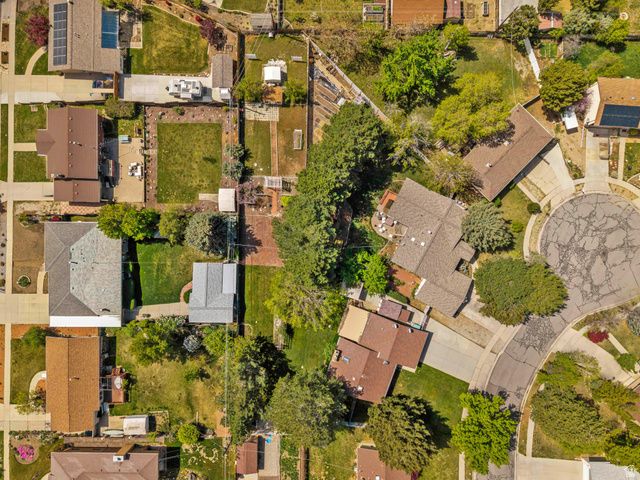 1498 E MOUNT MANOR CIR, Cottonwood Heights, UT 84121