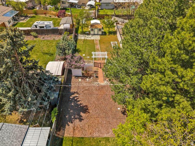 1498 E MOUNT MANOR CIR, Cottonwood Heights, UT 84121