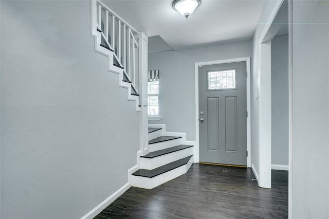 1104 Shady Pine Court, Bedford, TX 76021