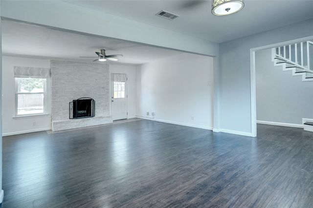 1104 Shady Pine Court, Bedford, TX 76021