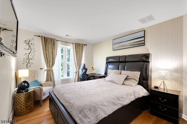 6 Jacob Way, Lopatcong Twp., NJ 08865