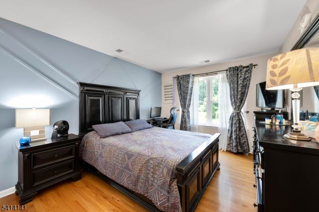 6 Jacob Way, Lopatcong Twp., NJ 08865