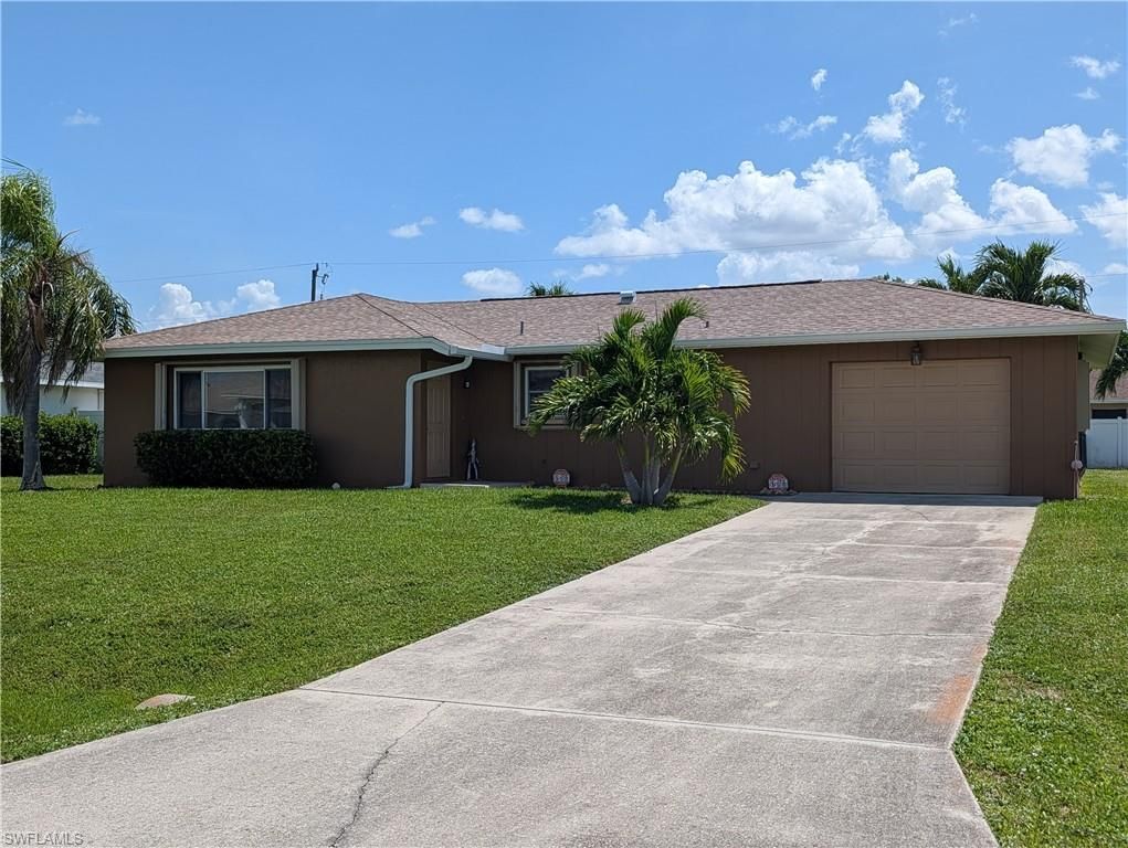 2215 SE 8th AVE, CAPE CORAL, FL 33990 — exterior