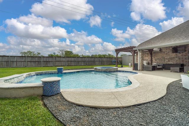 2507 Brooks River Lane, League City, TX 77573