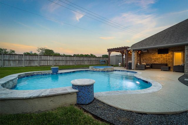 2507 Brooks River Lane, League City, TX 77573