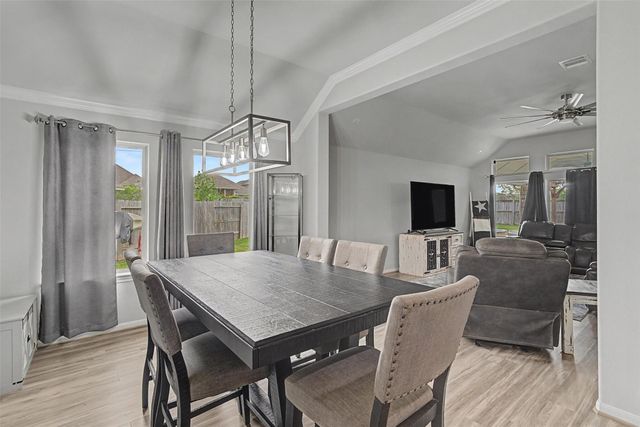 2507 Brooks River Lane, League City, TX 77573