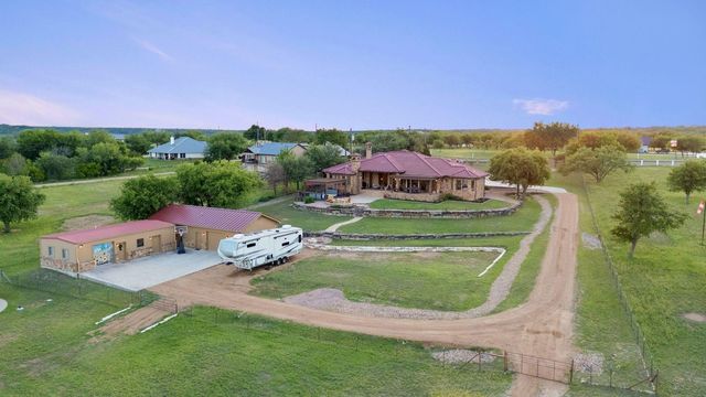 481 Chimney Cove DR, Marble Falls, TX 78654