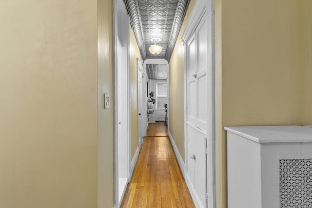 384 Riverway 4, Boston, MA 02115