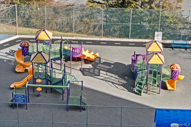 2 Bay Club Drive 12Z2, Bayside, NY 11360