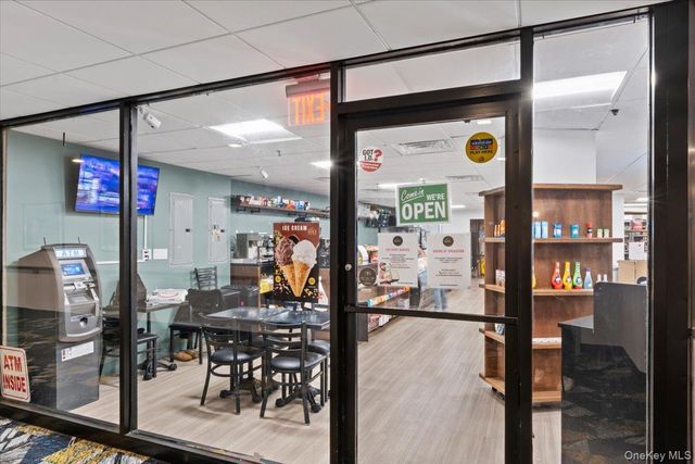 2 Bay Club Drive 12Z2, Bayside, NY 11360