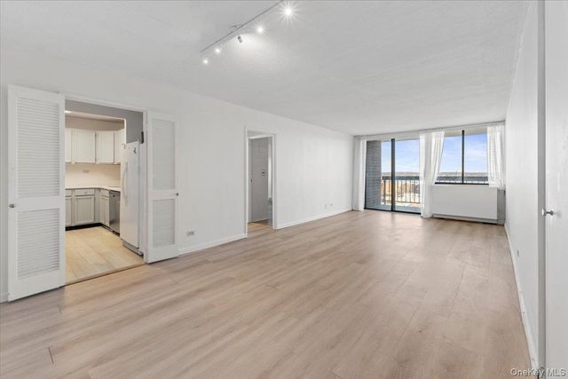 2 Bay Club Drive 12Z2, Bayside, NY 11360