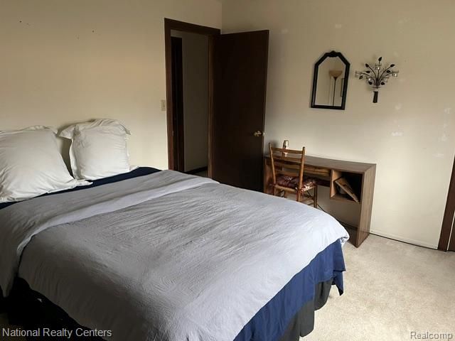 41292 N Woodbury Green Drive, Van Buren Charter Township, MI 48111