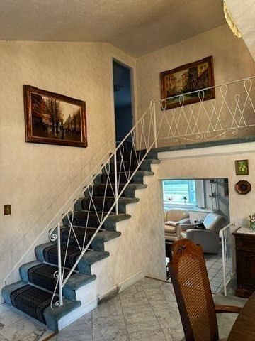 37 Rustcraft Rd, Dedham, MA 02026