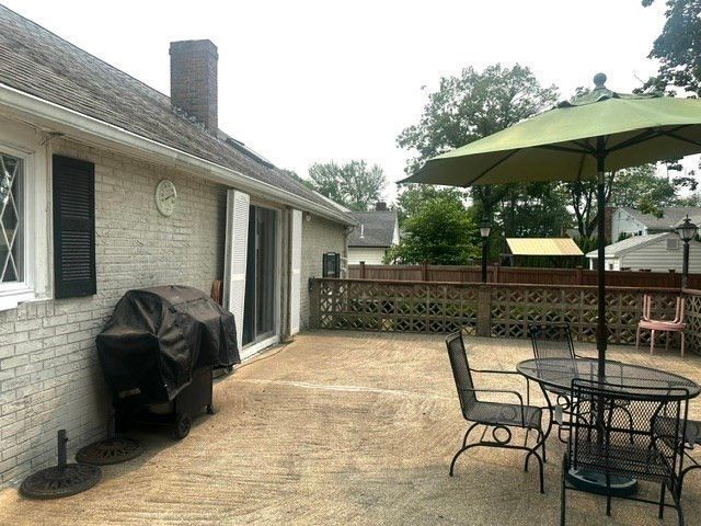 37 Rustcraft Rd, Dedham, MA 02026