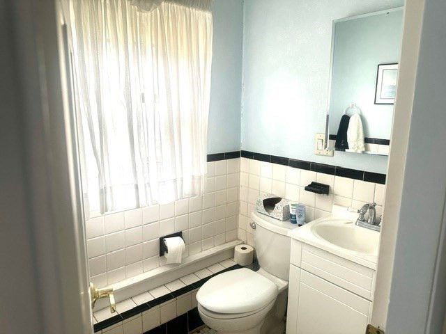 37 Rustcraft Rd, Dedham, MA 02026