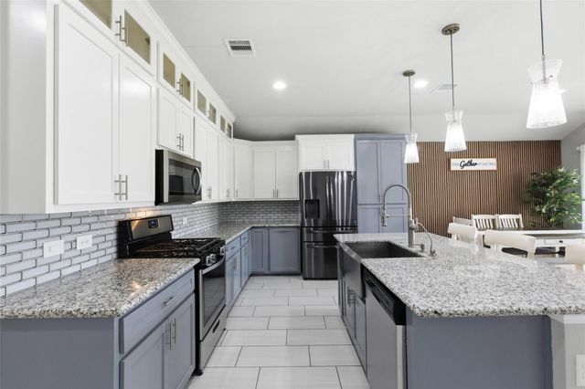 2450 Ormes Forest Lane, Spring, TX 77373