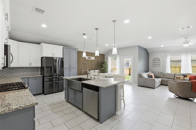 2450 Ormes Forest Lane, Spring, TX 77373