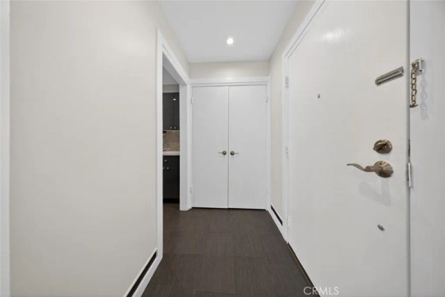 1339 N Columbus Avenue 102, Glendale, CA 91202