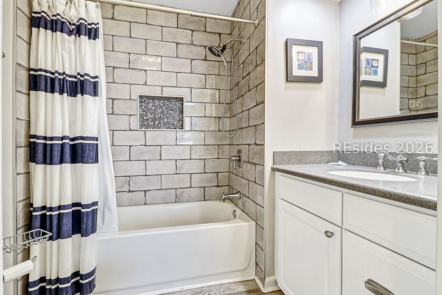 26 S Forest Beach Dr Apt 54, Hilton Head Island, SC 29928