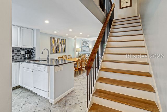 26 S Forest Beach Dr Apt 54, Hilton Head Island, SC 29928