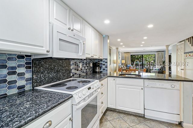 26 S Forest Beach Dr Apt 54, Hilton Head Island, SC 29928