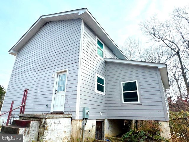 200 CLARKE COURT, Fredericksburg, VA 22407