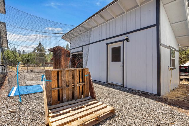 23570 Cassel Fall River Road, Fall River Mills, CA 96028