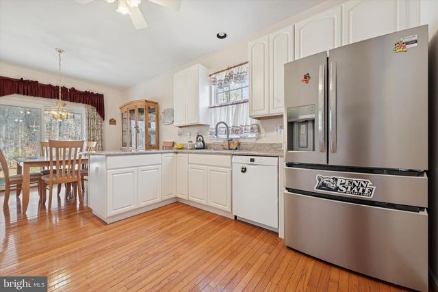 414 HATTERAS RD, Coatesville, PA 19320