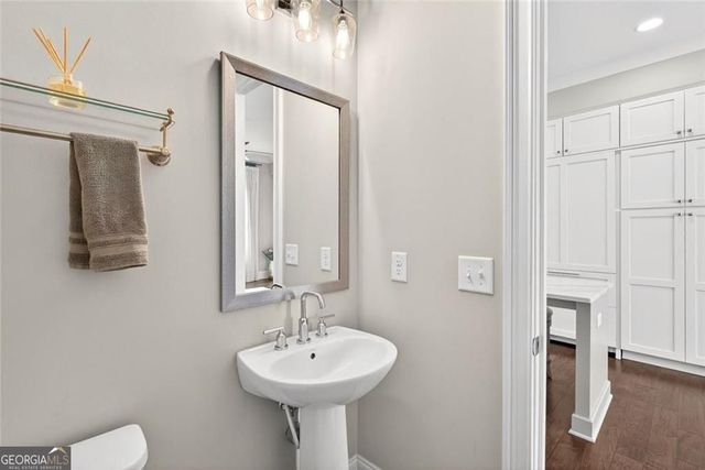 6747 Encore Boulevard, Atlanta, GA 30328