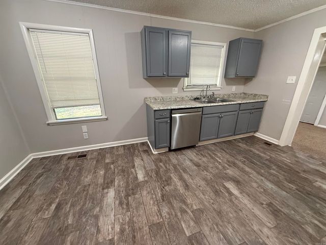 1401 S Bailey Street, Jacksonville, AR 72076